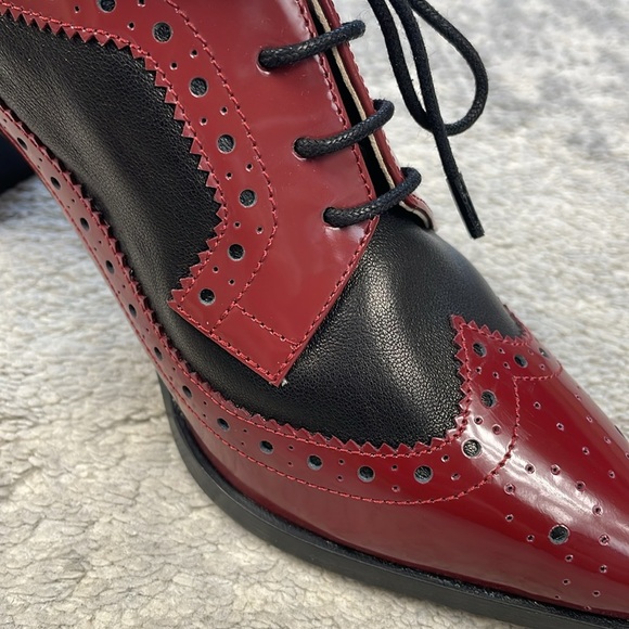 New L’Agence Elodie Pump Heeled Lace Up Oxford Preppy Academia Red Black 6 - Picture 8 of 11